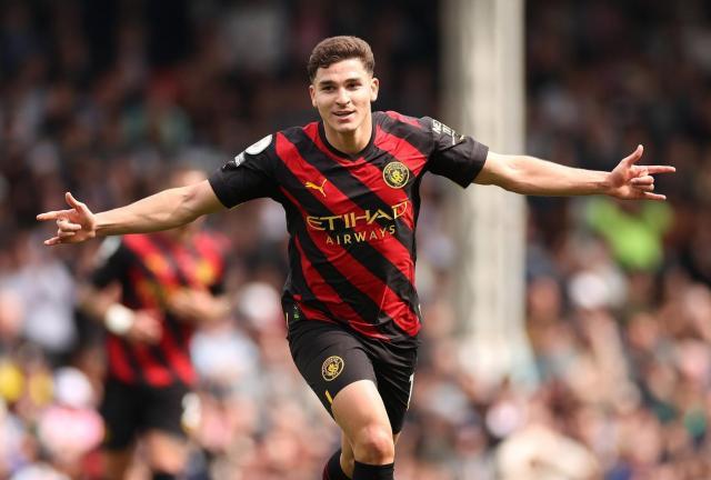 pp电子官网-小蜘蛛+哈兰德+德布劳内一起上，瓜迪奥拉敢不敢？