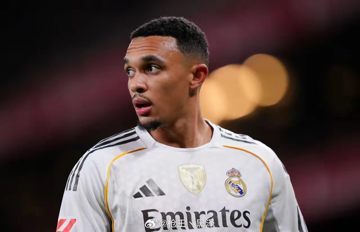 pp电子官网-皇马新帅告知阿诺德夏窗离队，竞技考量决定|镜报|阿韦洛亚|利物浦|亚历山大-阿诺德|皇家马德里_新浪新闻