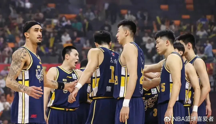 pp电子官网-越打越差！25岁前锋在广东七个赛季，杜锋苦心培养|广东男篮|张皓嘉|徐昕|浙江男篮|北控男篮_新浪体育_新浪新闻