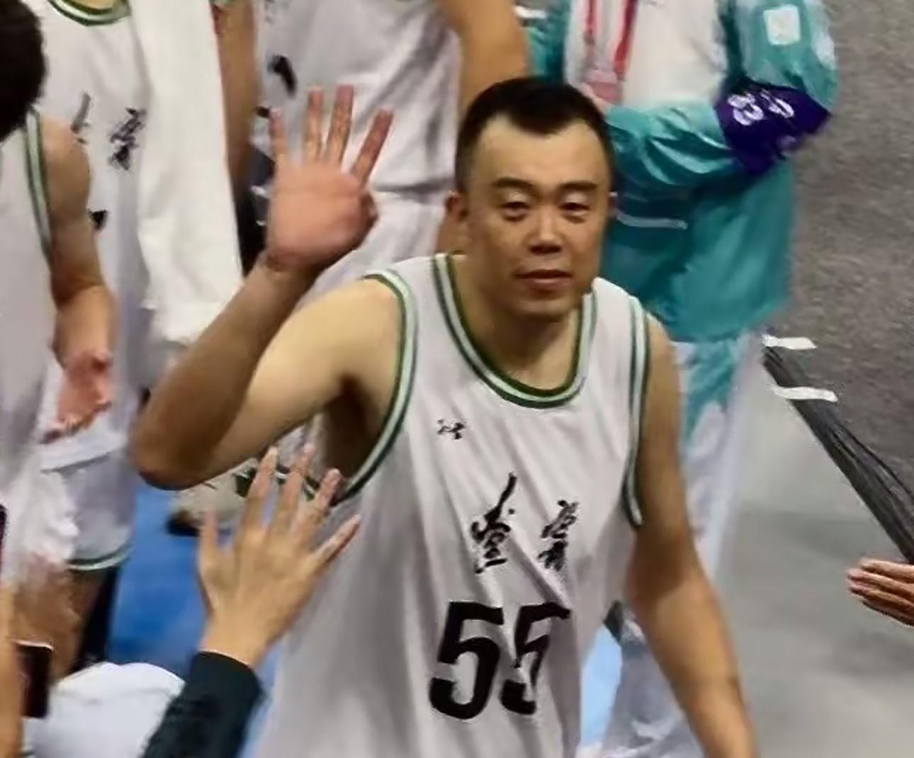 pp电子试玩-辽宁日报：原辽篮队长韩德君有望加入“东北超”沈阳队