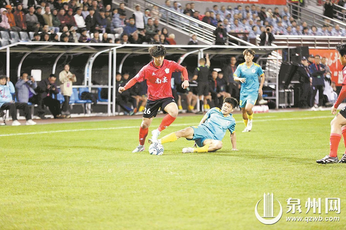 2026年泉州市首届“迎春杯”足球联赛落幕 南安队夺冠|丰泽队|安溪队|丰泽|安溪|比赛_新浪体育_新浪新闻